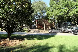 907 Heights Blvd, Houston, TX 77008 - Photo 2