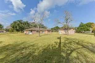 12615 Britt Rd, Brookside, TX 77581 - Photo 28