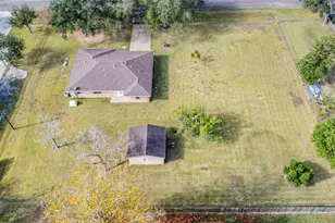 12615 Britt Rd, Brookside, TX 77581 - Photo 36