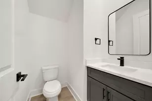 7707 Inwood Grv Ln, Houston, TX 77088 - Photo 36