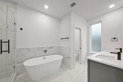 7707 Inwood Grove Lane, Houston, TX 77088 - Photo 20