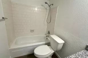 3900 Woodchase Dr, Houston, TX 77042 - Photo 8
