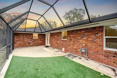 4606 Briarbend Drive, Houston, TX 77035 - Photo 16