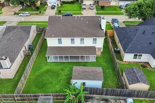 10027 Glenkirk Dr, Houston, TX 77089 - Photo 36