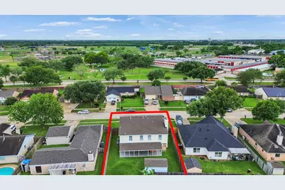 10027 Glenkirk Drive, Houston, TX 77089 - Photo 34