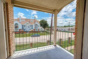 14600 Fonmeadow Dr, Houston, TX 77035 - Photo 10