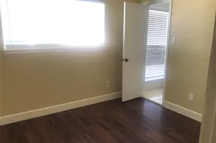 9308 Westwood Village Dr, Houston, TX 77036 - Photo 8