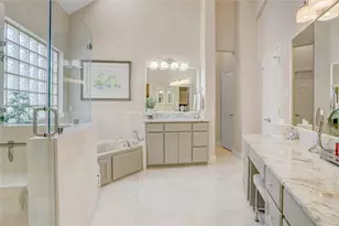 3911 Turnberry Dr, Sugar Land, TX 77479 - Photo 20