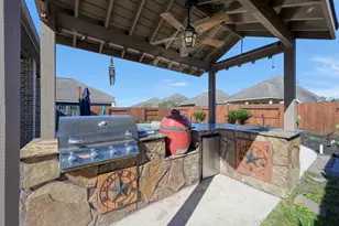 13933 Naples Park Ct, Pearland, TX 77584 - Photo 26