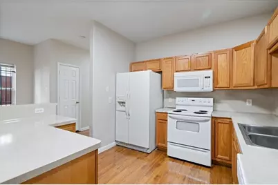 7814 Gladstone Street #A/B, Houston, TX 77051 - Photo 6