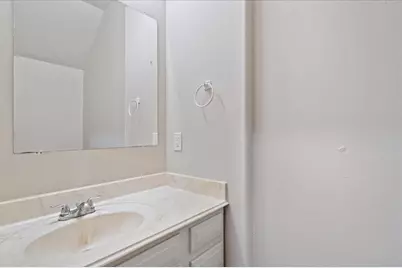 7814 Gladstone Street #A/B, Houston, TX 77051 - Photo 10