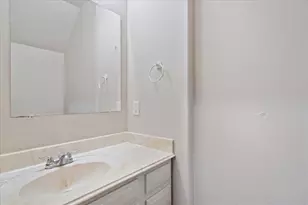 7814 Gladstone St, Houston, TX 77051 - Photo 10