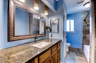 2810 Heritage Colony Dr, Webster, TX 77598 - Photo 18