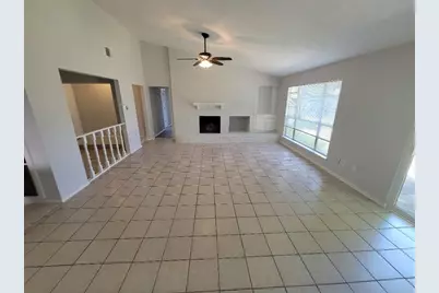 9914 Towne Brook Lane, Sugar Land, TX 77498 - Photo 4