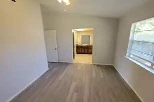 9914 Towne Brook Ln, Sugar Land, TX 77498 - Photo 12