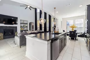 13709 Sorico Bay Dr, Texas City, TX 77568 - Photo 14