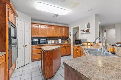 1216 N Walker Road, Cleveland, TX 77328 - Photo 6