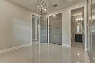 9627 Towne Lake Pkwy, Cypress, TX 77433 - Photo 10