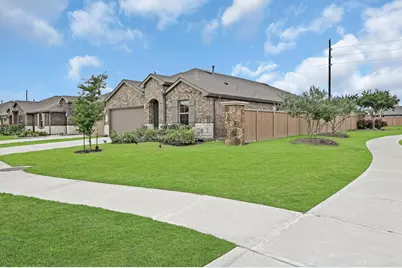 7502 Highland Chase Drive, Richmond, TX 77407 - Photo 2