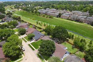 7926 Windy Creek Dr, Houston, TX 77040 - Photo 24
