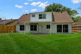 7926 Windy Creek Dr, Houston, TX 77040 - Photo 40