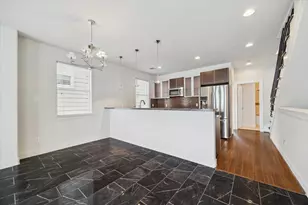 3041 Clinton Dr, Houston, TX 77020 - Photo 10
