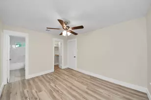10521 Chesterfield Dr, Houston, TX 77051 - Photo 26
