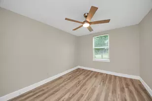 10521 Chesterfield Dr, Houston, TX 77051 - Photo 30