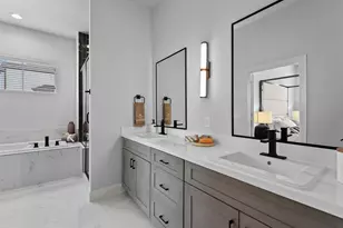 9206 Washington Hts St, Houston, TX 77063 - Photo 22