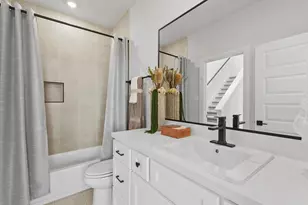 9206 Washington Hts St, Houston, TX 77063 - Photo 32