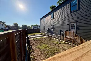 1002 E 33rd St, Houston, TX 77022 - Photo 2