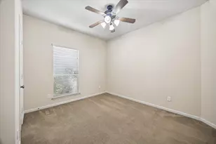 8323 Whisper Point Dr, Houston, TX 77040 - Photo 18