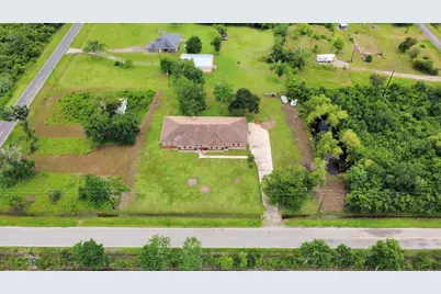 5241 County Road 819, Brazoria, TX 77422 - Photo 6