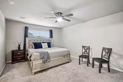 2702 Aquamarine Court, Texas City, TX 77591 - Photo 14
