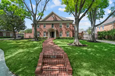 70 Pipers Walk, Sugar Land, TX 77479 - Photo 1