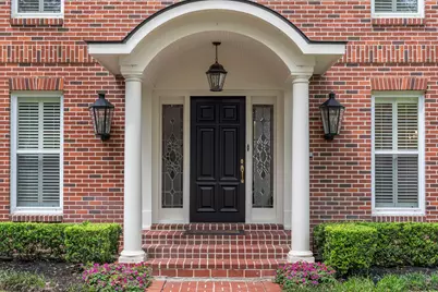 70 Pipers Walk, Sugar Land, TX 77479 - Photo 2