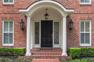 70 Pipers Walk, Sugar Land, TX 77479 - Photo 2