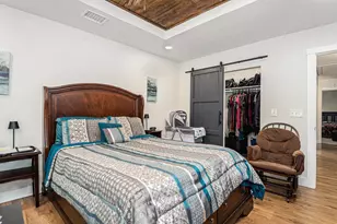 302 Brook Hollow Dr, Conroe, TX 77385 - Photo 14