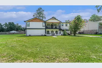 302 Brook Hollow Drive, Conroe, TX 77385 - Photo 1