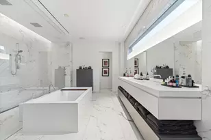 2169 University Blvd, Houston, TX 77030 - Photo 30