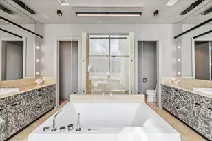 500 Seawall Blvd, Galveston, TX 77550 - Photo 24