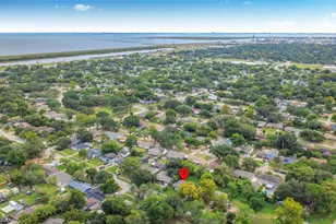 515 24th Ave N, Texas City, TX 77590 - Photo 6