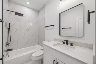 763 Fair St, Houston, TX 77088 - Photo 32