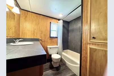 1718 W Dumble Street #2, Alvin, TX 77511 - Photo 8