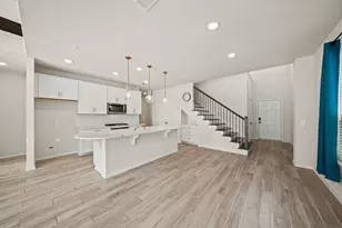 4027 Starbright St St, Houston, TX 77018 - Photo 6