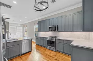 825 Fisher St, Houston, TX 77018 - Photo 14
