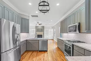 825 Fisher St, Houston, TX 77018 - Photo 12
