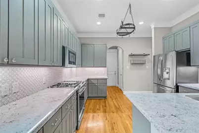 825 Fisher Street, Houston, TX 77018 - Photo 12