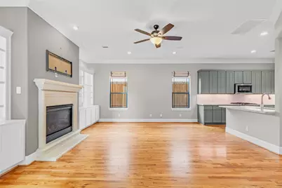 825 Fisher Street, Houston, TX 77018 - Photo 8