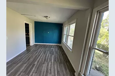 810 E Bowie Avenue, Harlingen, TX 78550 - Photo 6